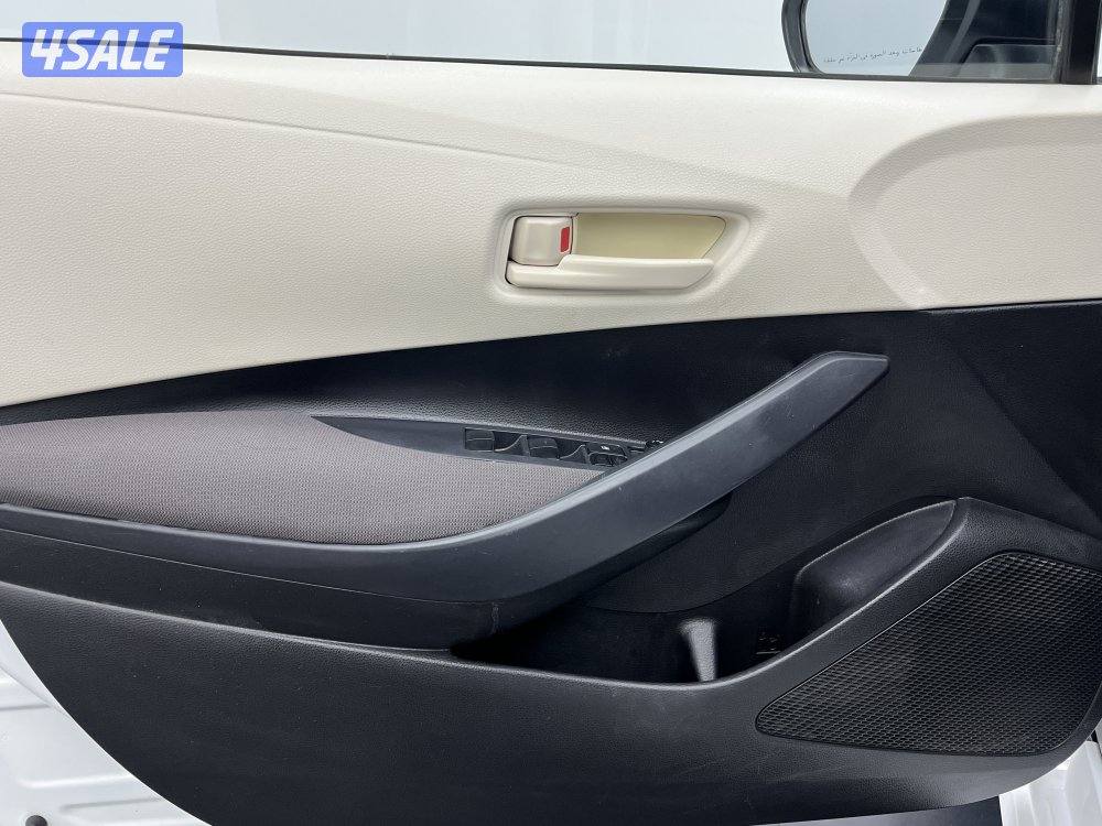 TOYOTA COROLLA 1.6L XLI STD OPTION12