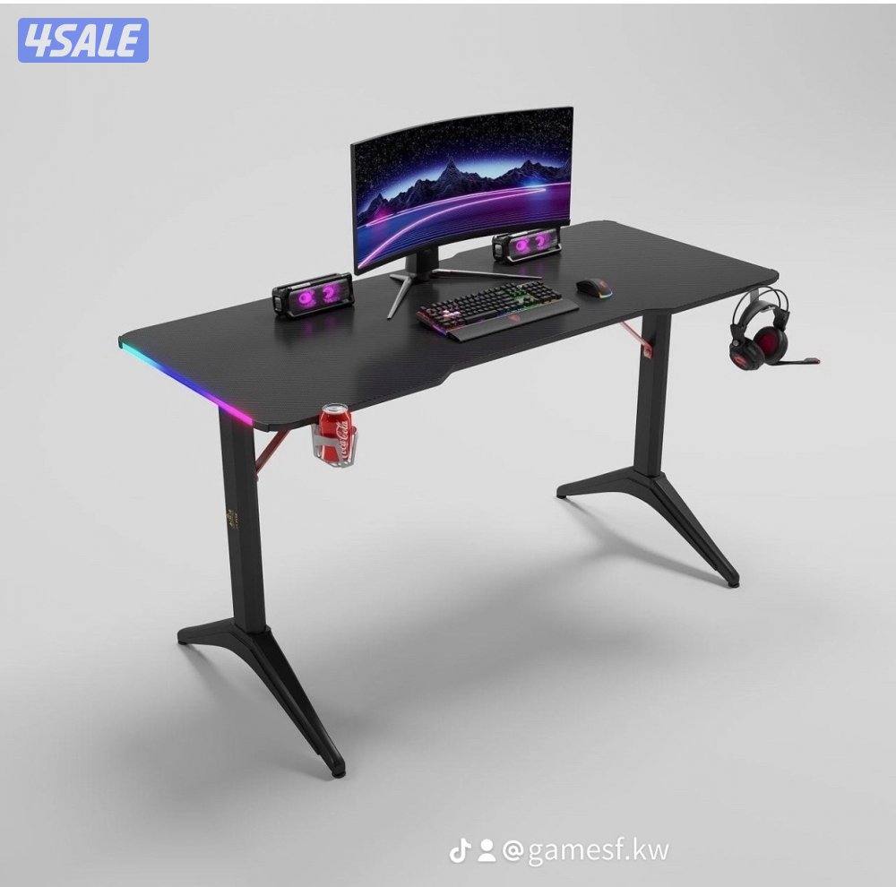 البيع جميع الكراسي والطاولات القيمينق13