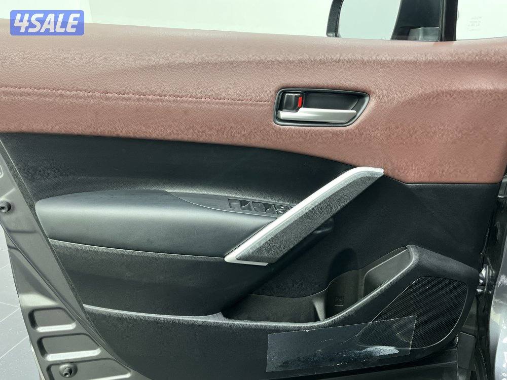 TOYOTA COROLLA CROS COROLLA-CROSS LTD12