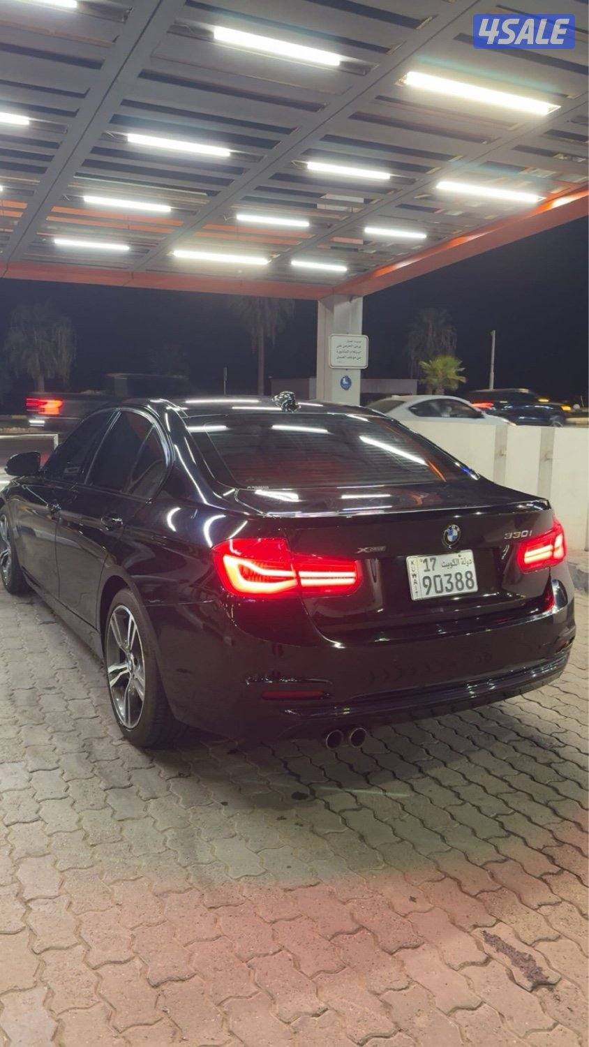 للبيع BMW 330i موديل 2017 🚗4