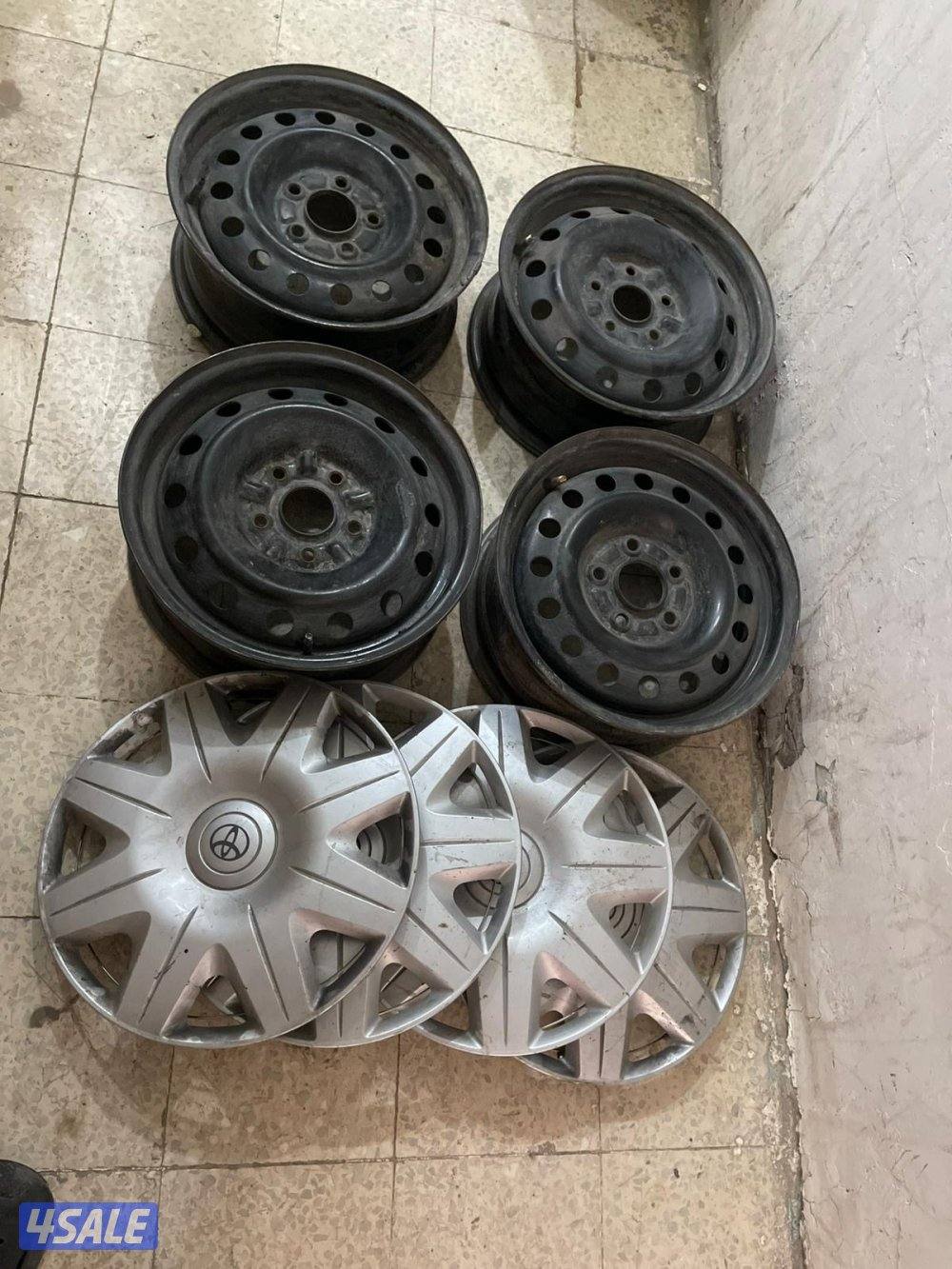 رنجات حديد مقاس 15 نظاف عدد 4 وطاسة عدد 41