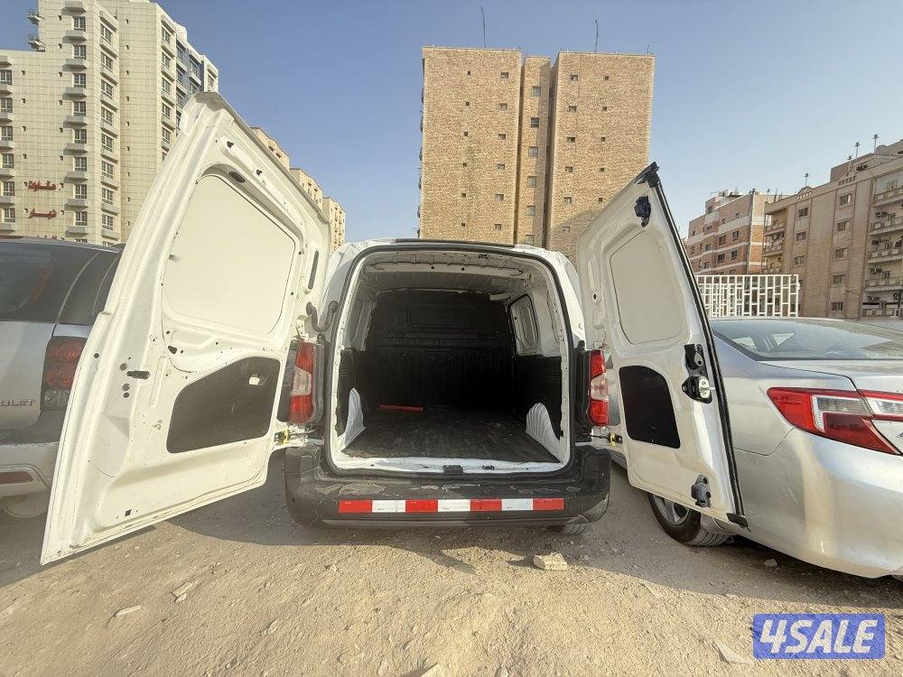 Peugeot partner 2024 km 40,0006