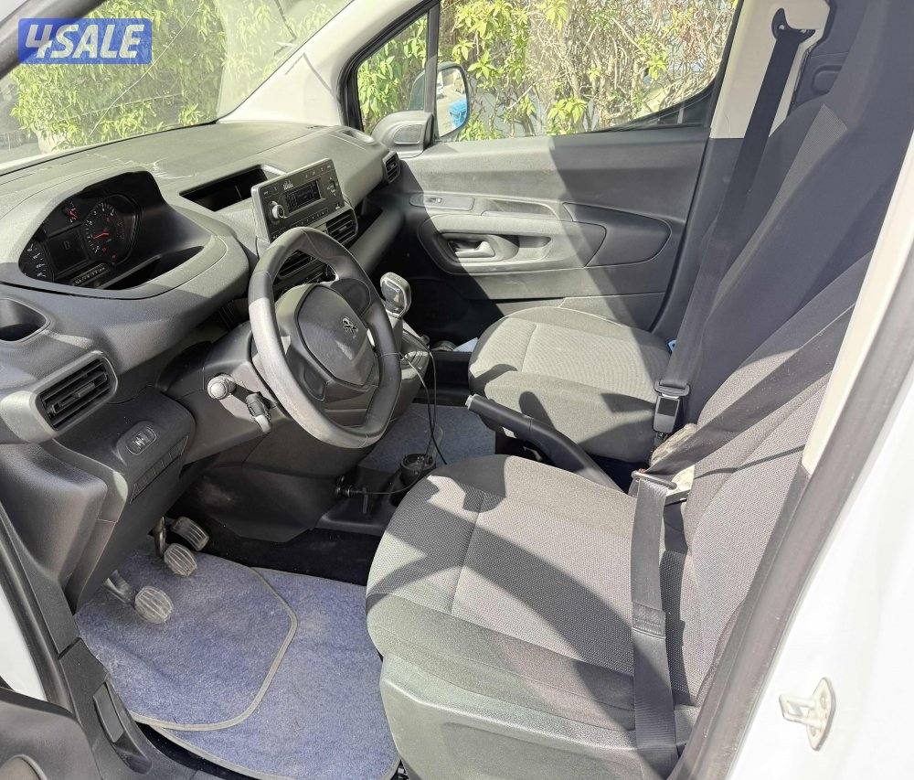 Peugeot partner 2024 km 40,00012