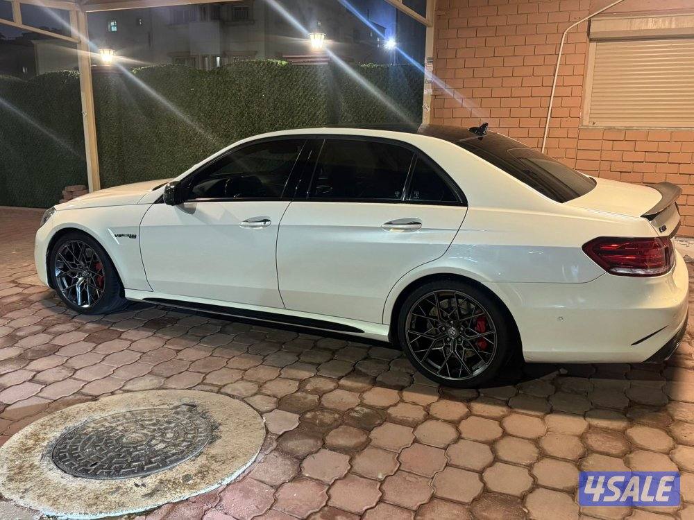للبيع مرسيدس AMG E63S8