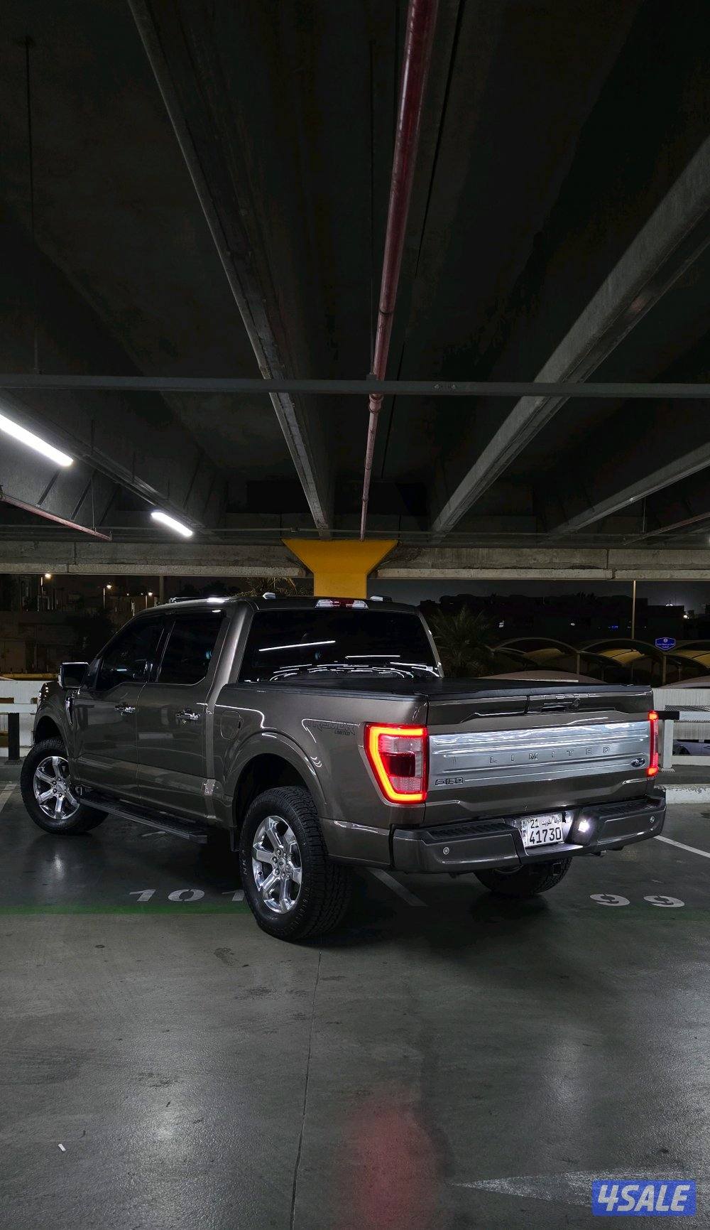 للبيع او للبدل لاريت 8 سلندر FX4 اعلى درجه تحت الكفاله9