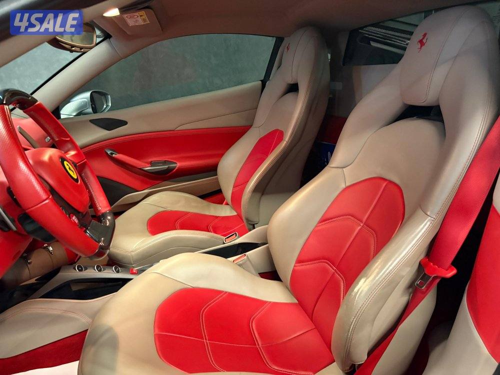 فيراري 488 GTB2