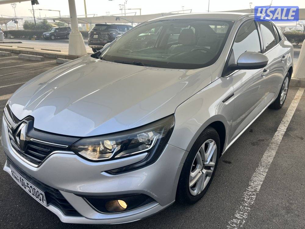 رينو ميجان موديل 2021 بحالة ممتازة5