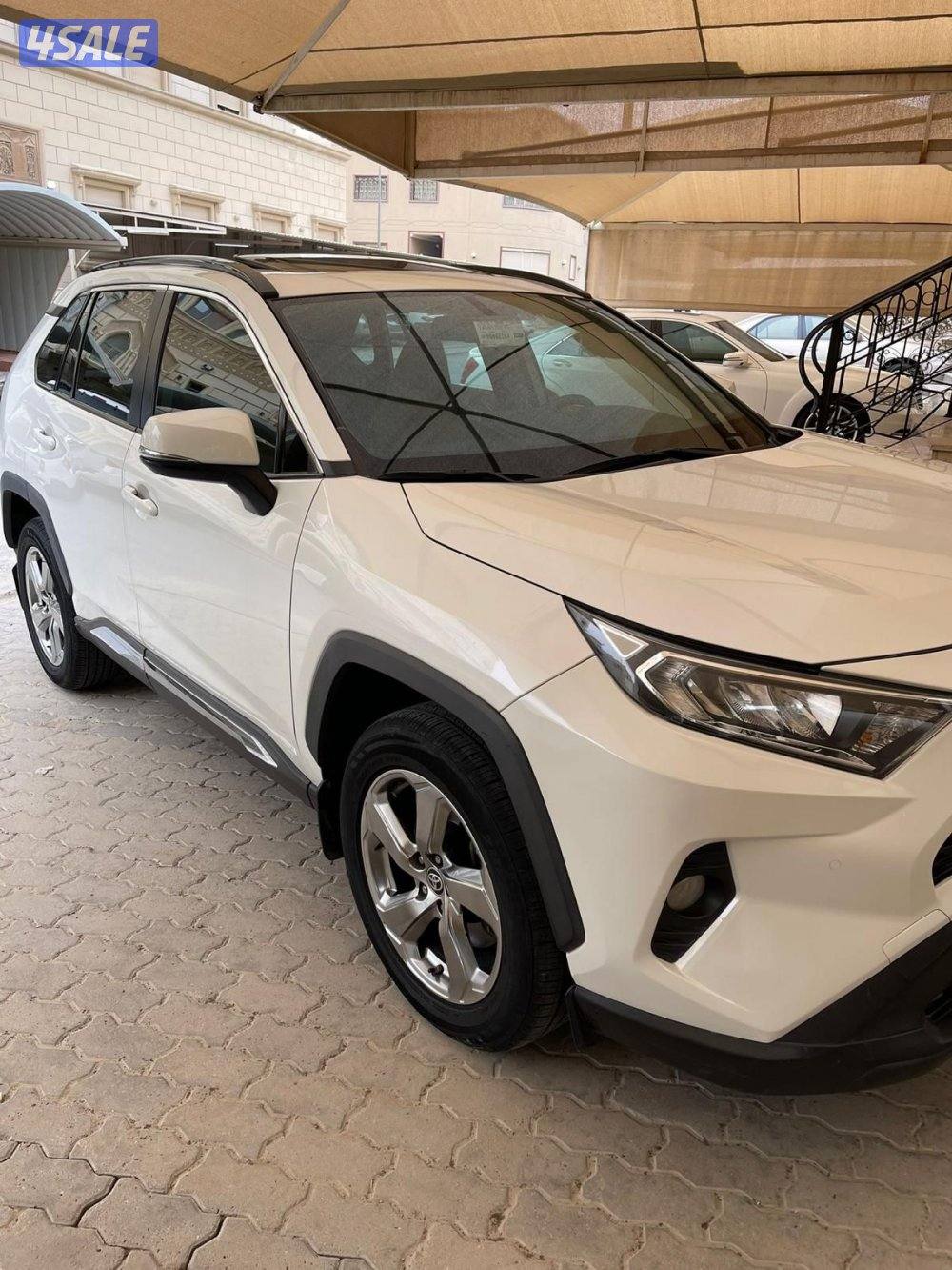 تويوتا راف 4 ٢٠٢١ الساير عداد ٥٠ ألف شرط الفحص صبغ وكاله كامل مواصفات2
