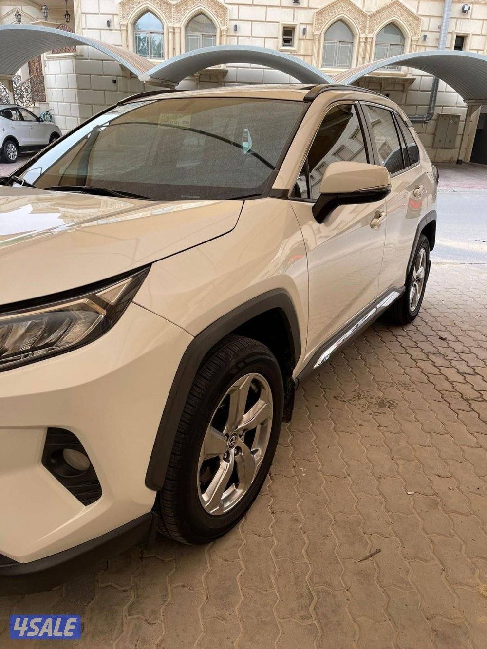 تويوتا راف 4 ٢٠٢١ الساير عداد ٥٠ ألف شرط الفحص صبغ وكاله كامل مواصفات4