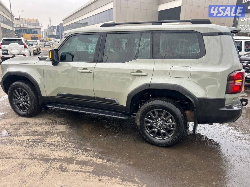 تويوتا برادوTURBO-V4.TX
موديل 2024
ماشى 16.000 k.m
وارد الساير .3