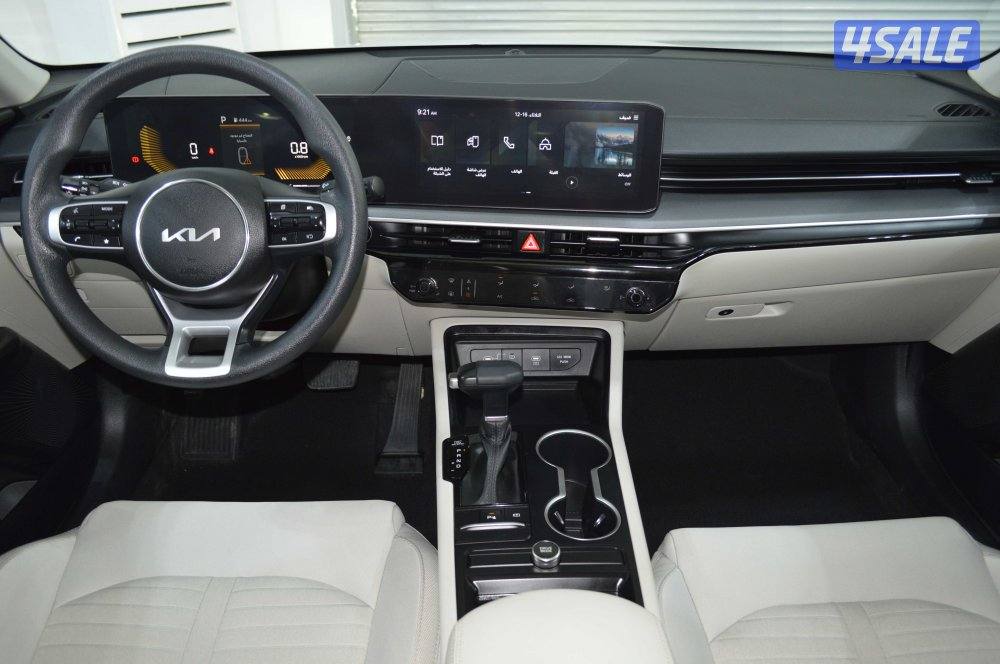 Kia K5 2024 – LX 2.5L FWD (Excellent Condition)7