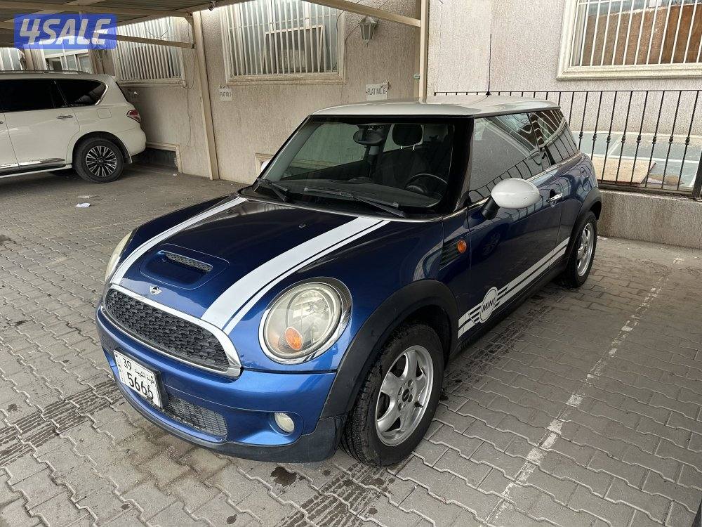 ميني كوبر موديل 2009 حاله ممتازه ماشي 90 الف فقط معمول لها سيرفس ميجور0