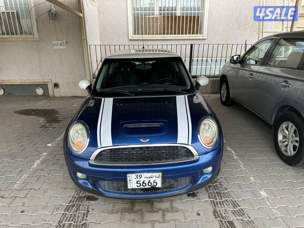 ميني كوبر موديل 2009 حاله ممتازه ماشي 90 الف فقط معمول لها سيرفس ميجور2