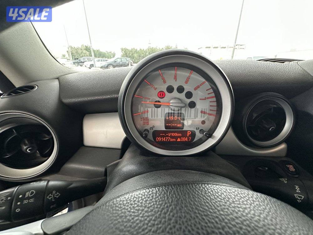 ميني كوبر موديل 2009 حاله ممتازه ماشي 90 الف فقط معمول لها سيرفس ميجور5