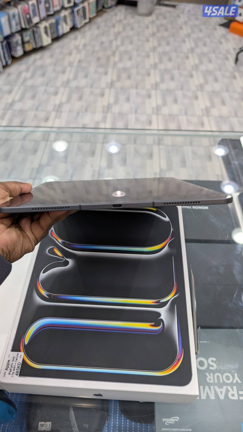 Apple iPad Pro M4 13 inch (1tb)5