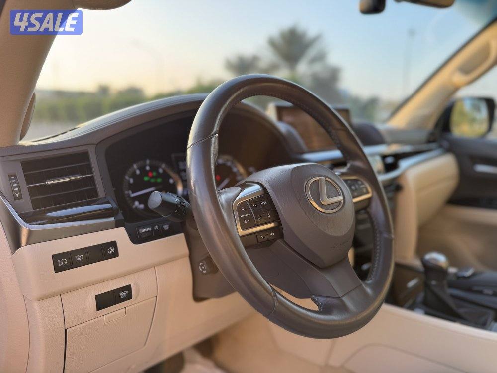 للبيع : جيب لكزس LX 570 : موديل 20171