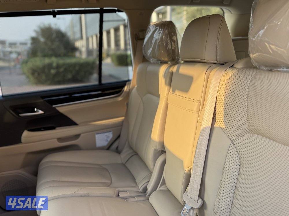 للبيع : جيب لكزس LX 570 : موديل 201710