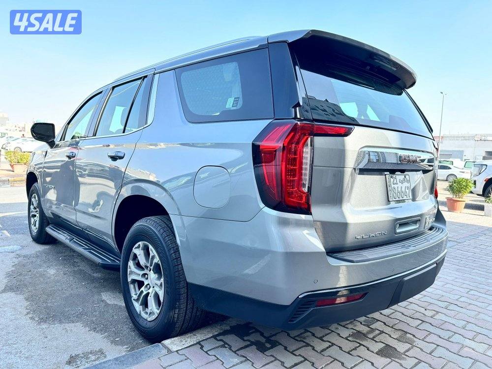 يوكن SLEموديل 2023 ماشي 42 الف كم صبغ الوكالة شرط الفحص3