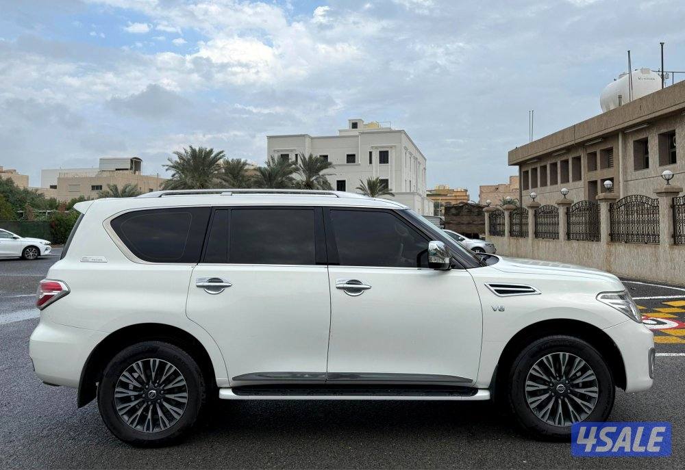 بحالة ممتازة جدا جيب نيسان باترول بلاتينيوم 2012 البابطين فحص13