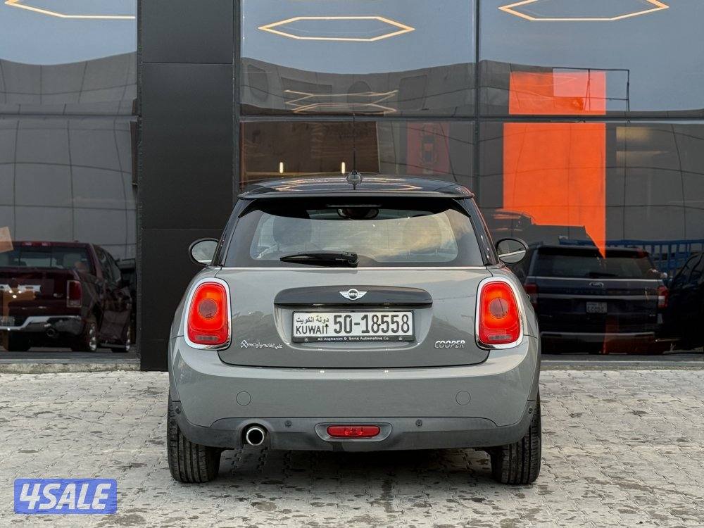 MINI COOPER _2018 عداد 8 الاف فقط5