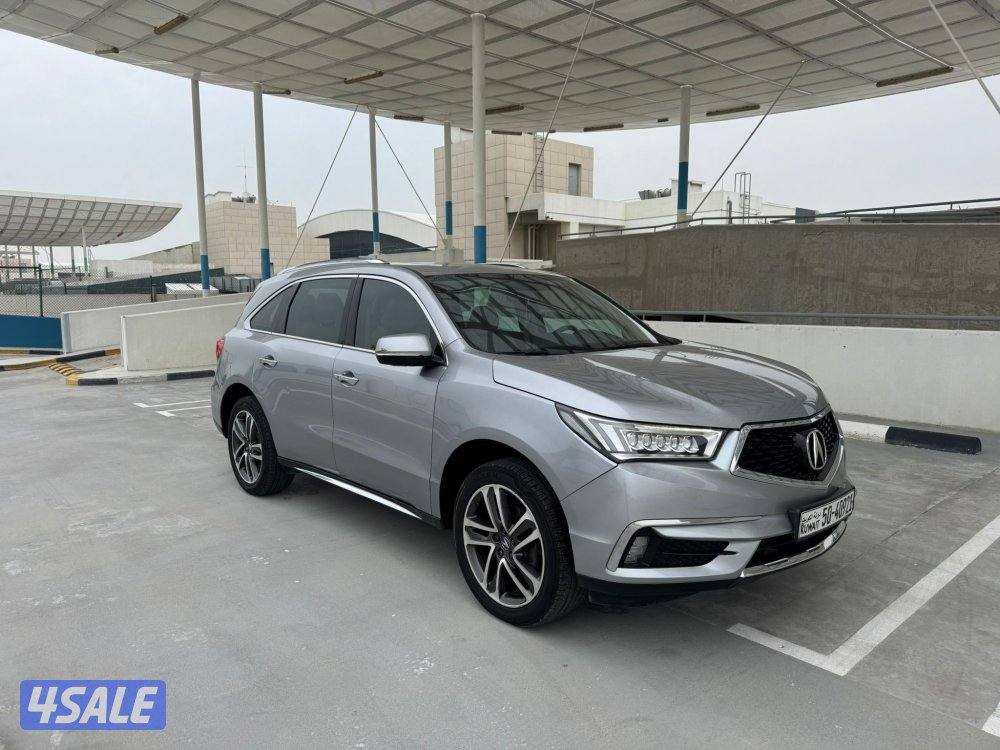 للبيع اكورا MDX موديل ٢٠١٧ عداد ١٢٦4