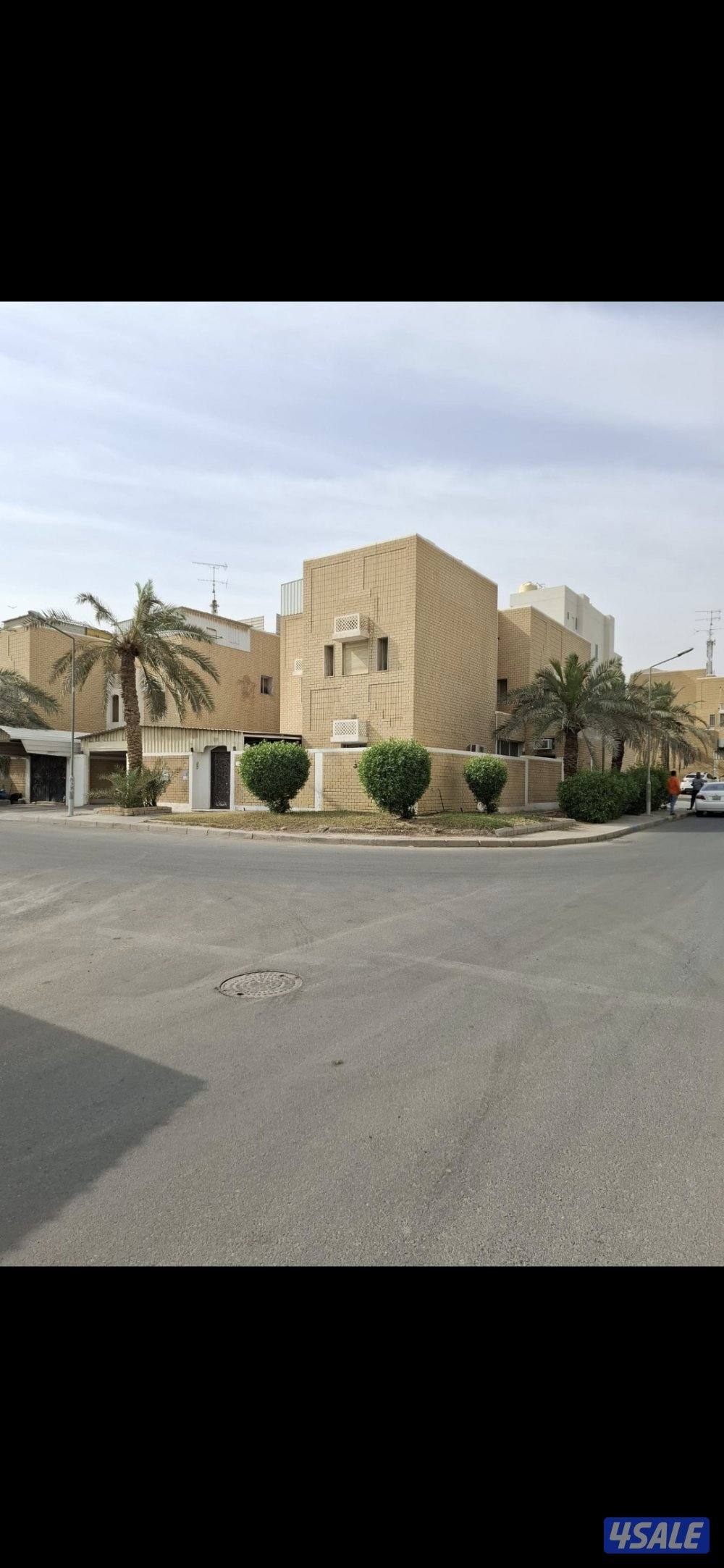 للبيع بيت موقع في القرين0