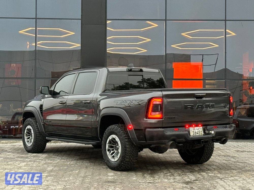 RAM TRX 6.2 SUPERCHARGED _2022 عداد 28 الف فقط3