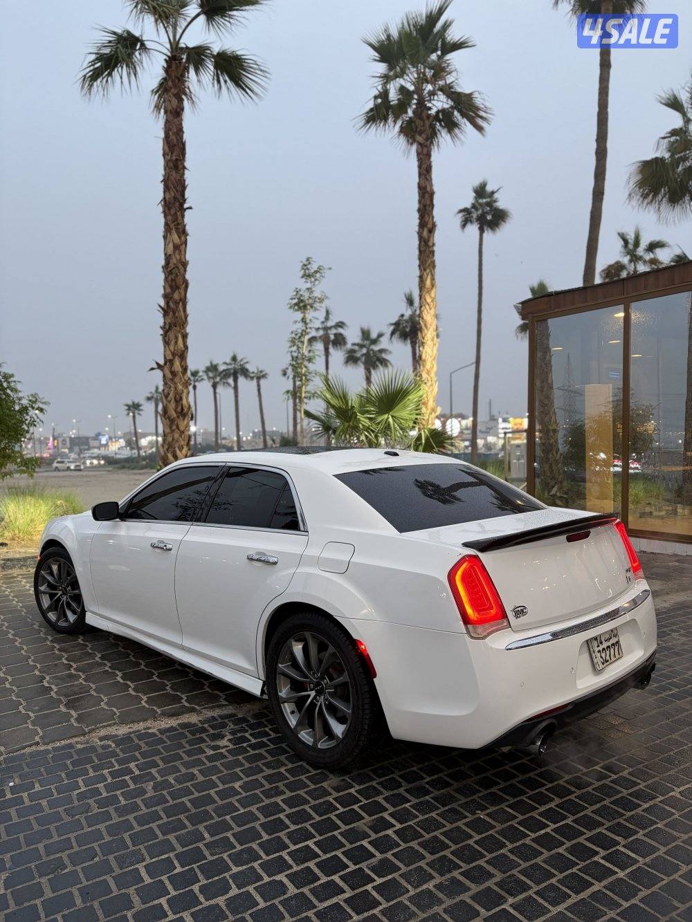 للبيع كرايزلر صبغ الوكالة7