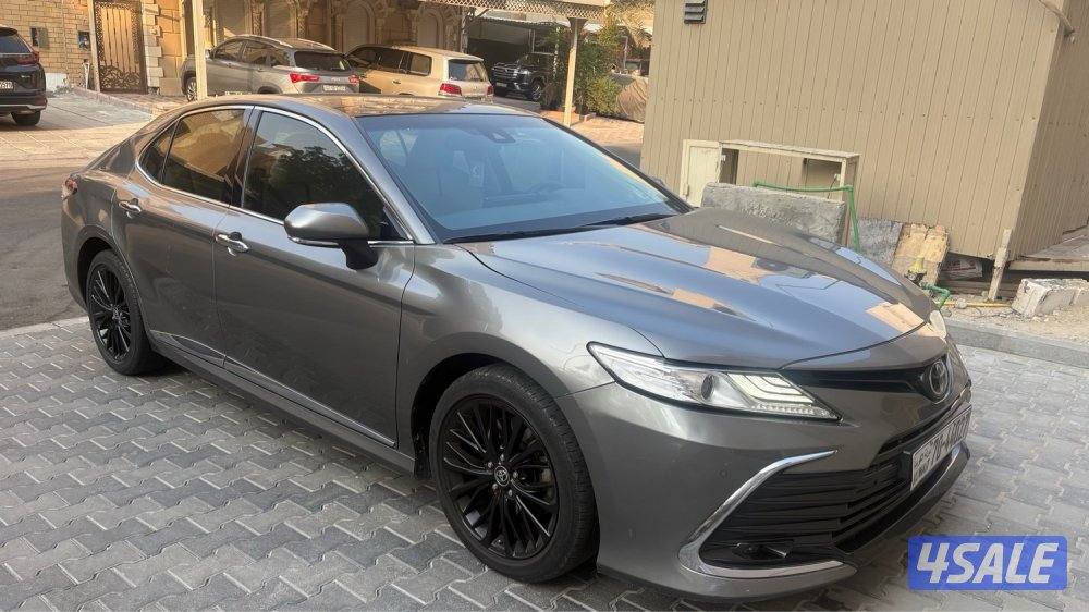 كامري 2023 ليميتد V61