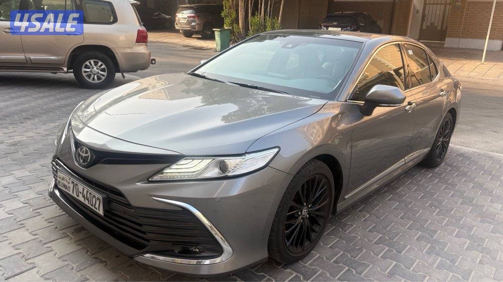 كامري 2023 ليميتد V60