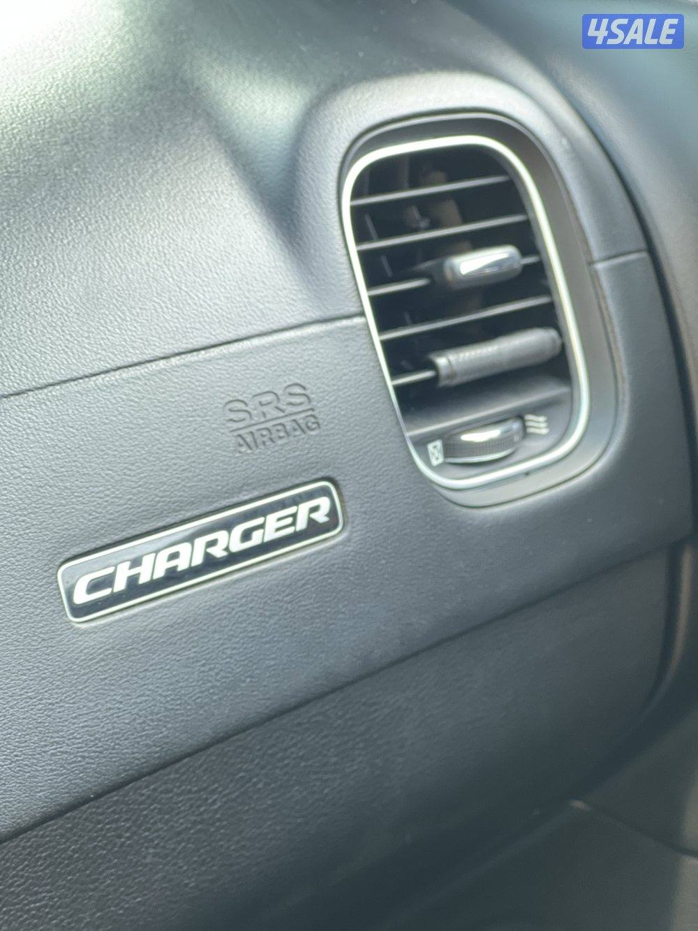 للبيع دودج شارجر كامل المواصفات10