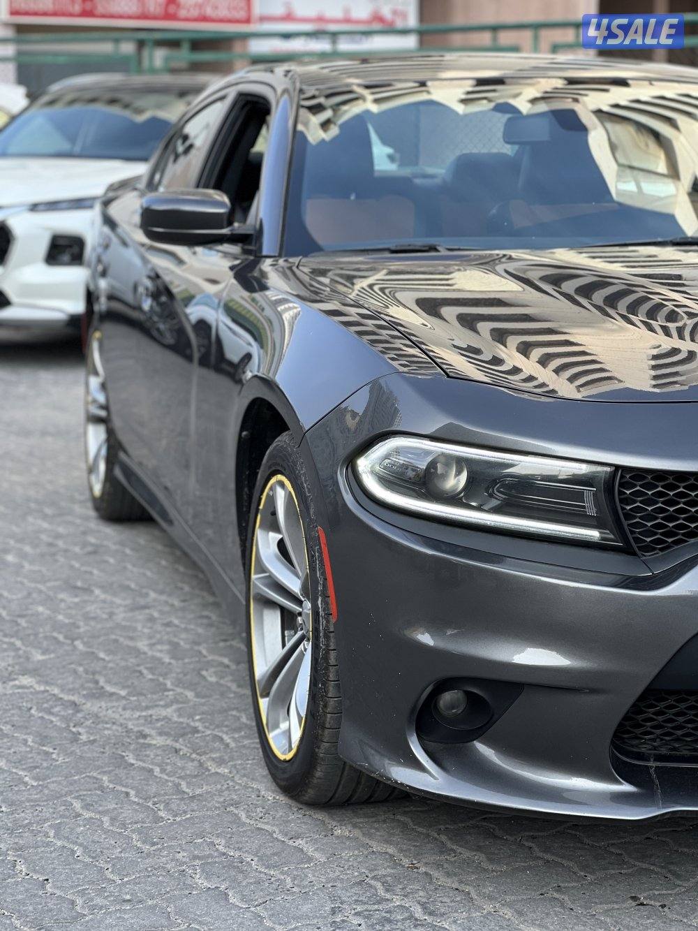 للبيع دودج شارجر كامل المواصفات13