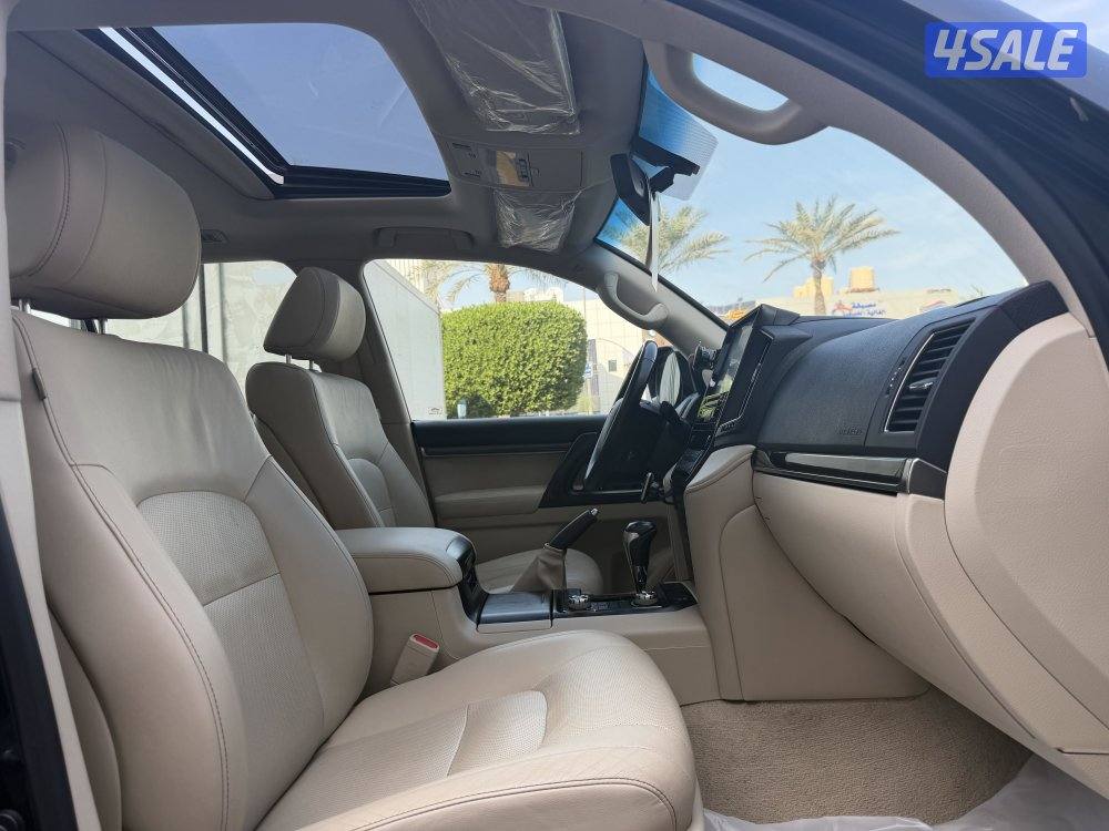 لاند كروزر GX.R V8 قراند تورنق موديل 2020 سيرفس وكاله منتظم صبغ وكاله5