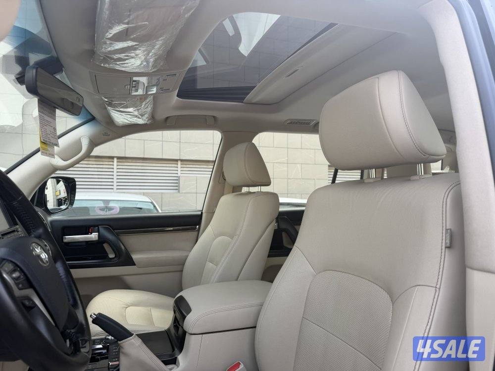 لاند كروزر GX.R V8 قراند تورنق موديل 2020 سيرفس وكاله منتظم صبغ وكاله11