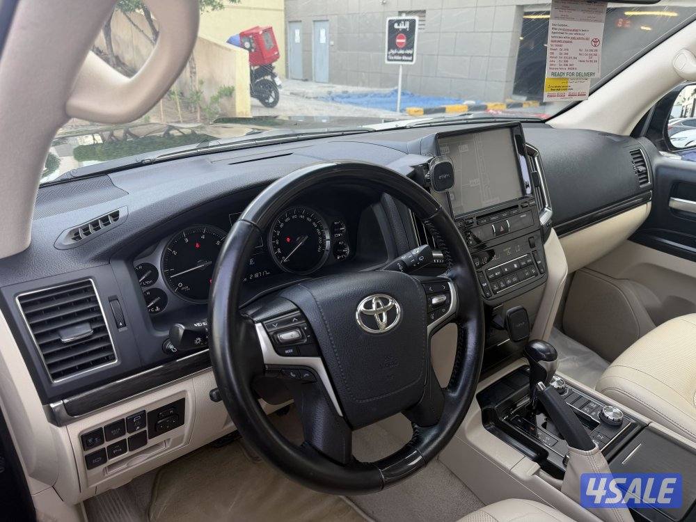 لاند كروزر GX.R V8 قراند تورنق موديل 2020 سيرفس وكاله منتظم صبغ وكاله13