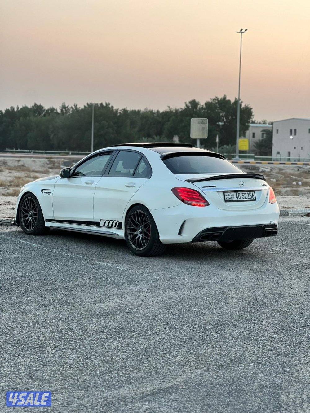 للبيع مرسيدس AMG C63 اصلي موديل 20160