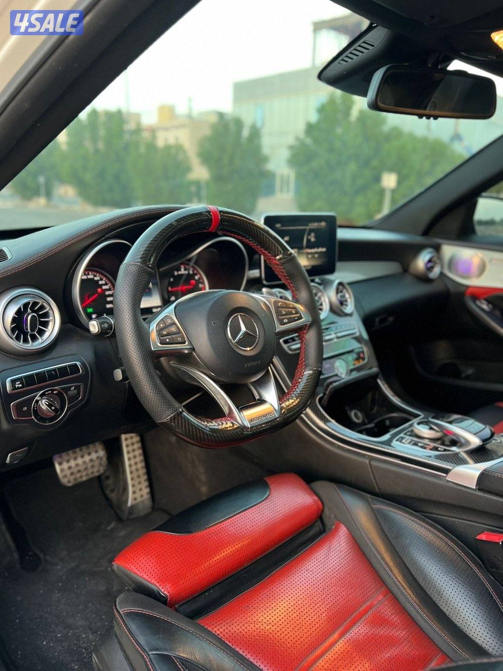 للبيع مرسيدس AMG C63 اصلي موديل 20164