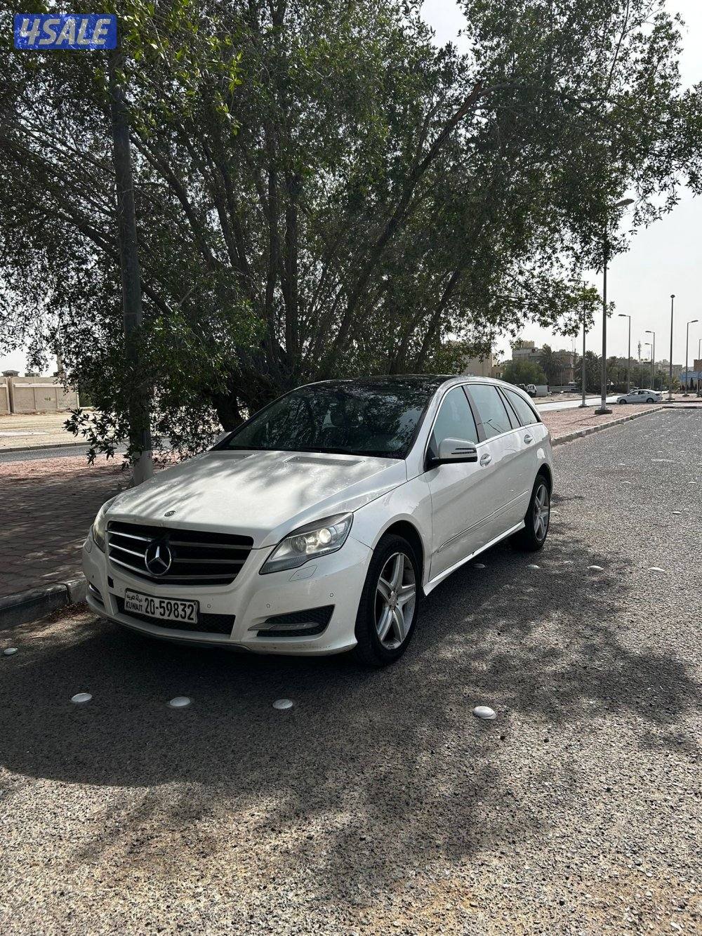 للبيع مرسيدس R300 موديل 20134