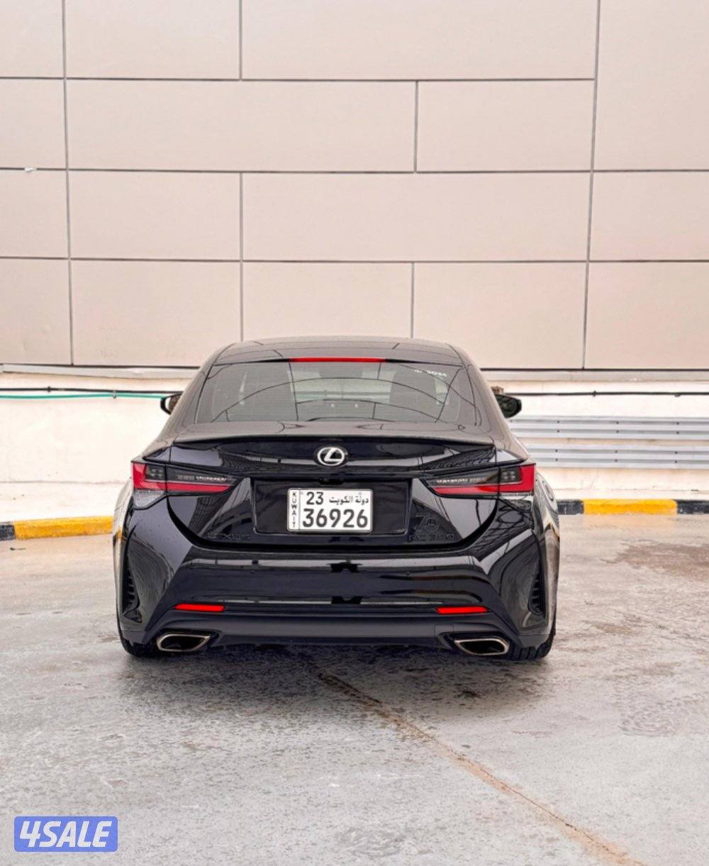 للبيع لكزس RC350 موديل 2024 عداد 18 الف كم صبغ الوكالة تحت الكفالة1