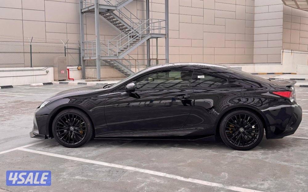 للبيع لكزس RC350 موديل 2024 عداد 18 الف كم صبغ الوكالة تحت الكفالة4
