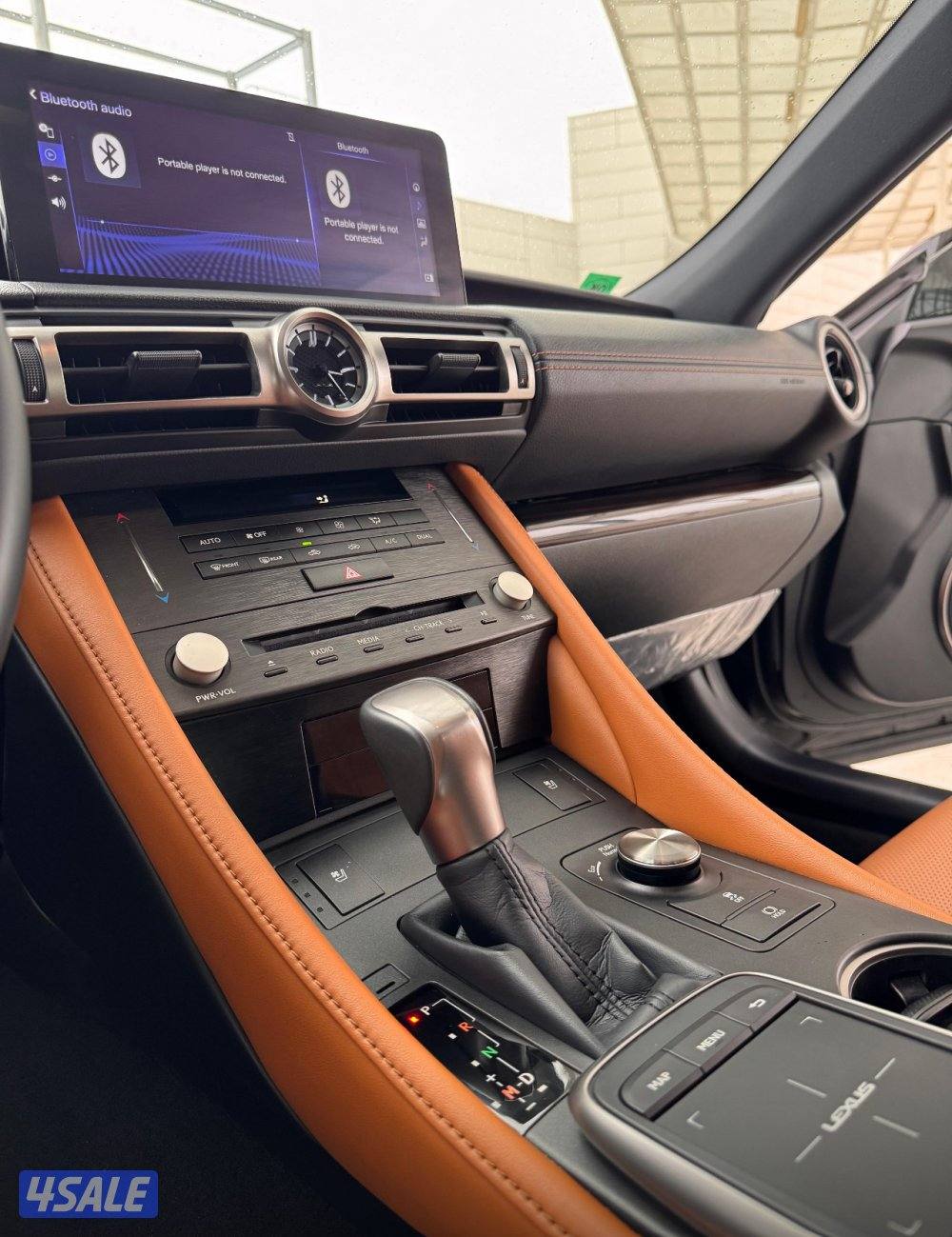 للبيع لكزس RC350 موديل 2024 عداد 18 الف كم صبغ الوكالة تحت الكفالة15