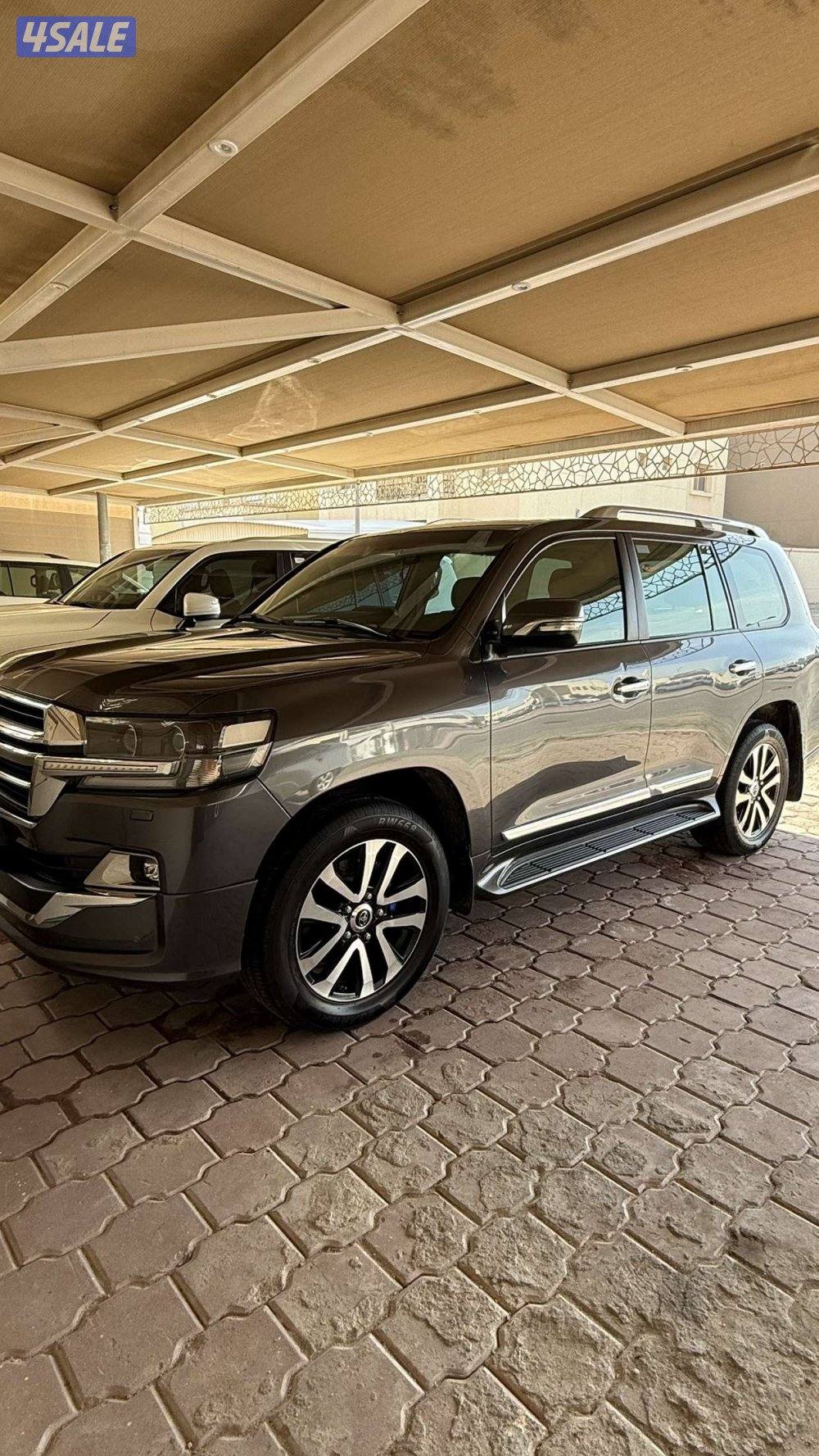 للبيع لاندكروزر شرط الفحص2