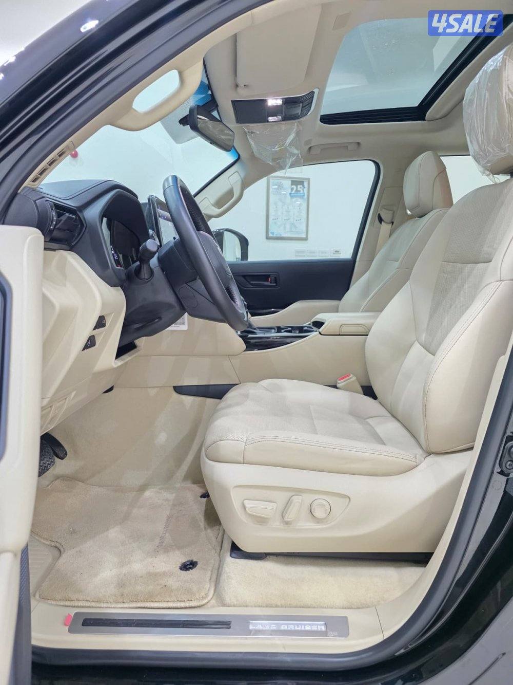 للبيع تويوتا لاندكروس GXR 4K بدون تيربو موديل 20254