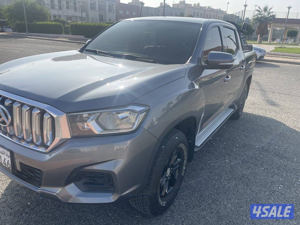 للبيع وانيت ماكسوس1