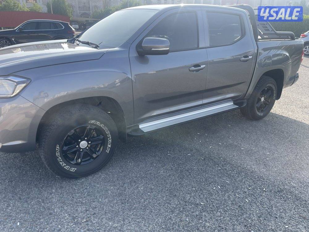 للبيع وانيت ماكسوس9