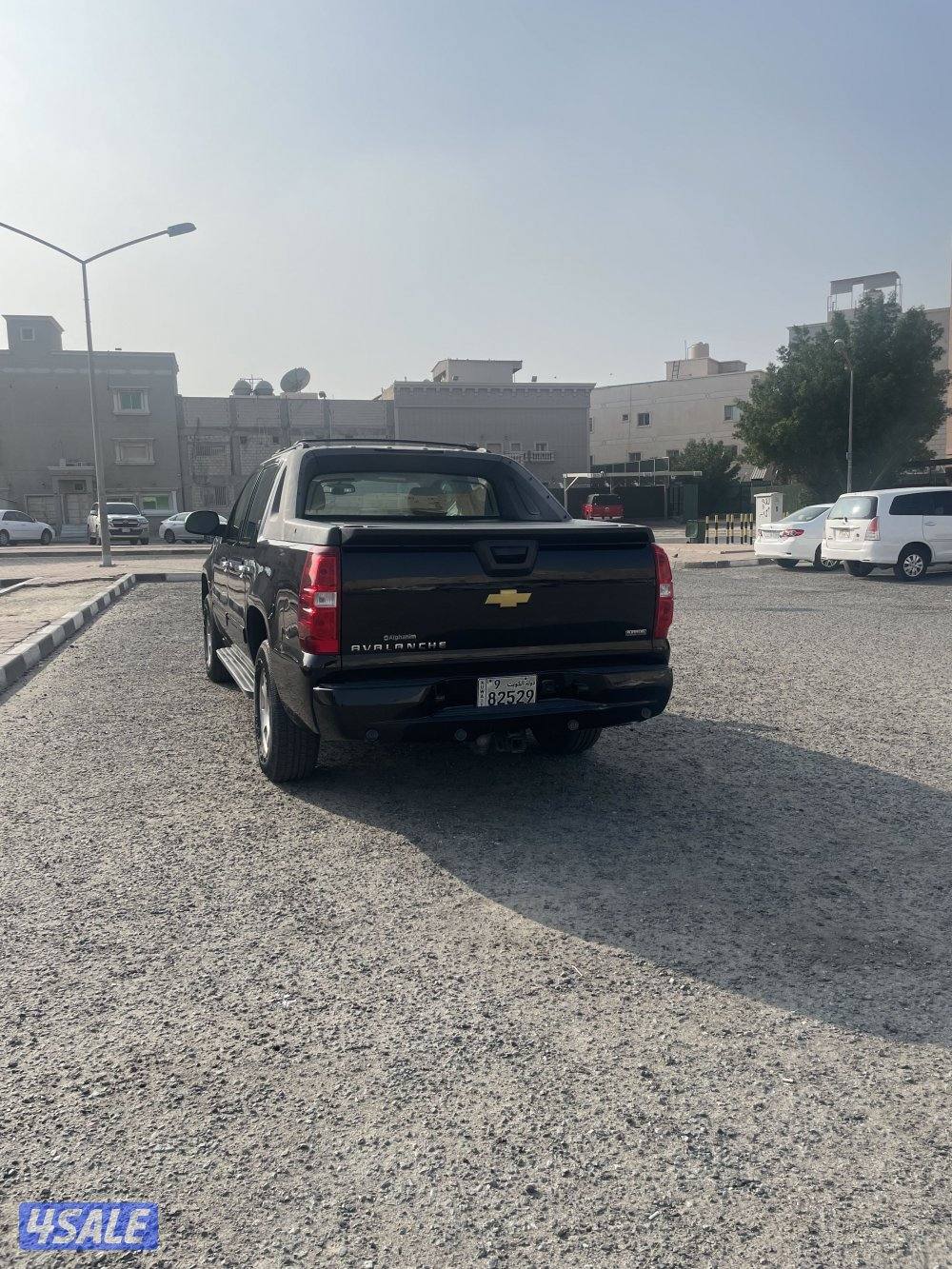 للبيع الغانم دبل قير تشغيل عن بعد موديل ٢٠١١ ماشي ٣٢٦ الف5