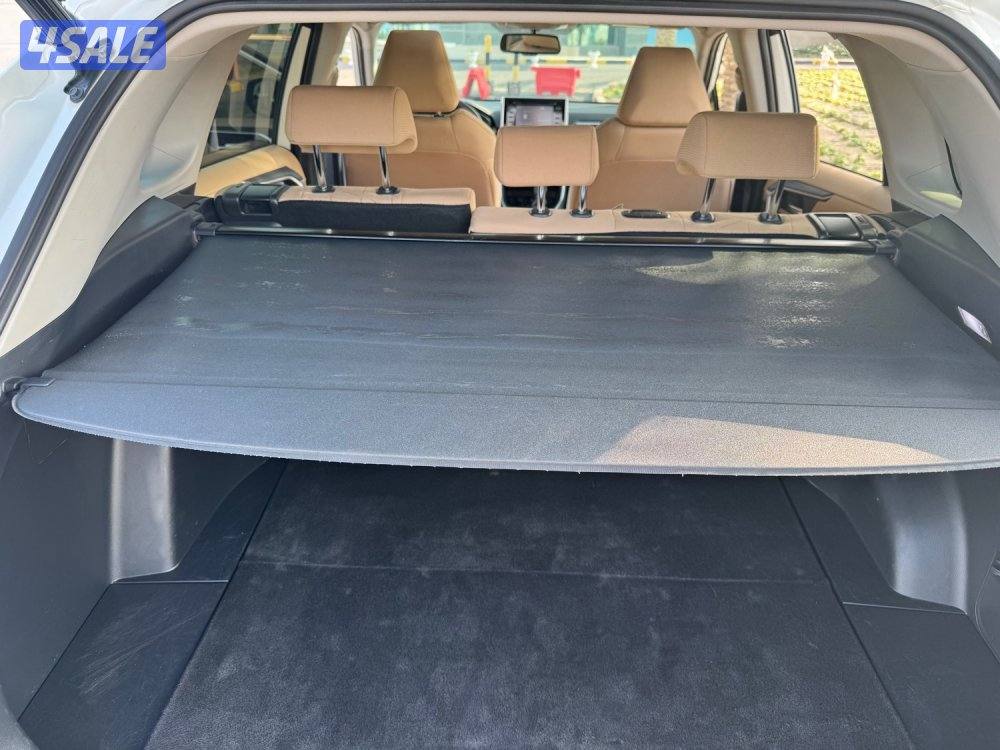 جيب تويوتا راف فور 2020 فتحه سقف نظيف جدا شرط الفحص11