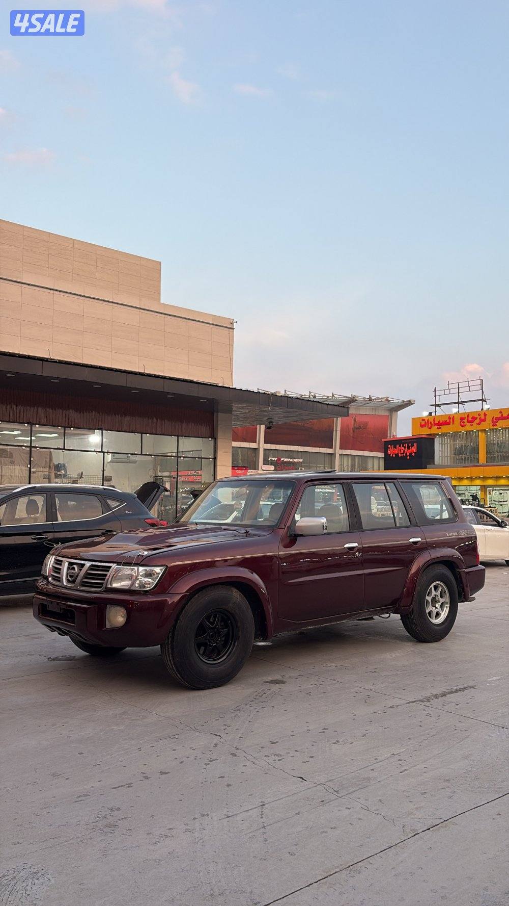 للبيع سفاري ٢٠٠٢ شغل هد1