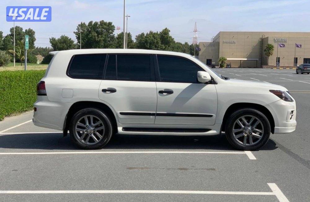 لكزس LX5702015 وكاله البحرين شرط فحص بلكامل تصدير الى الكويت مع تخليص9