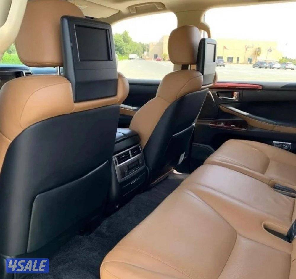 لكزس LX5702015 وكاله البحرين شرط فحص بلكامل تصدير الى الكويت مع تخليص10